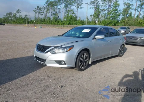 2016 Nissan Altima 2.5 Sr из США, поврежденный, VIN 1N4AL3AP9GC277740